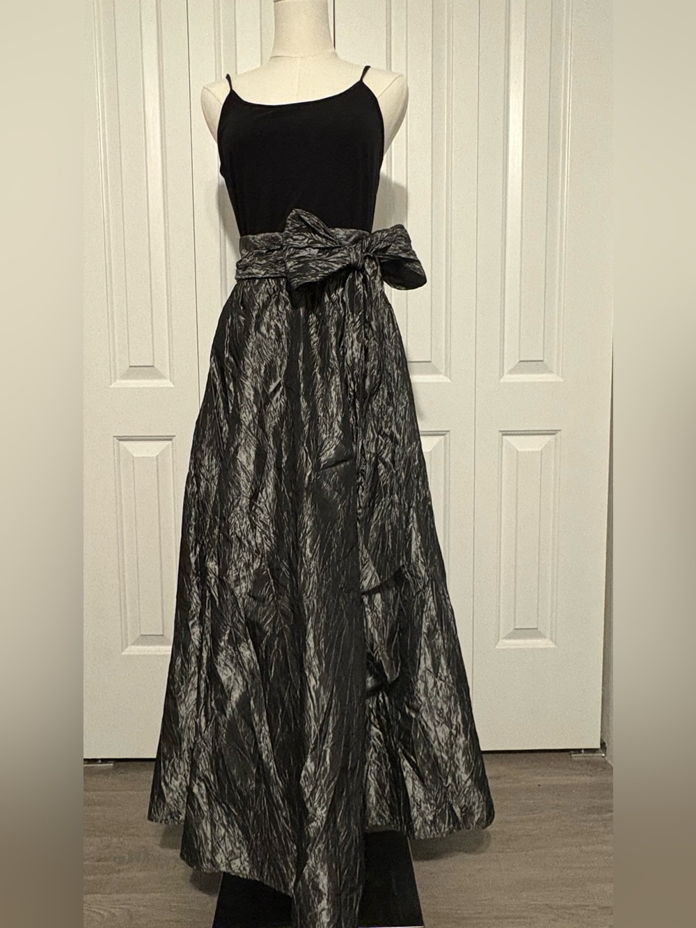 HAMPTON NITES, Metallic Gray Crinkled Maxi Skirt with Statement Waist Bow